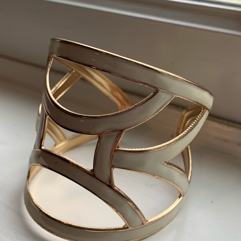 White and gold cuff bracelet